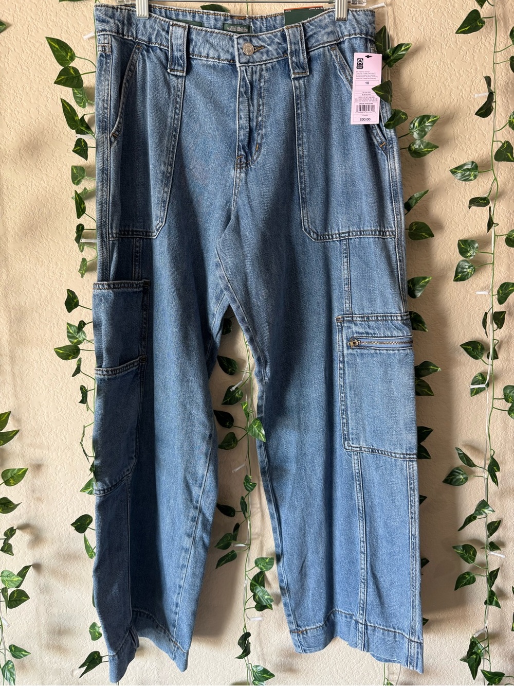 Wild Fable Light Wash High Rise Cargo Denim Jeans 10